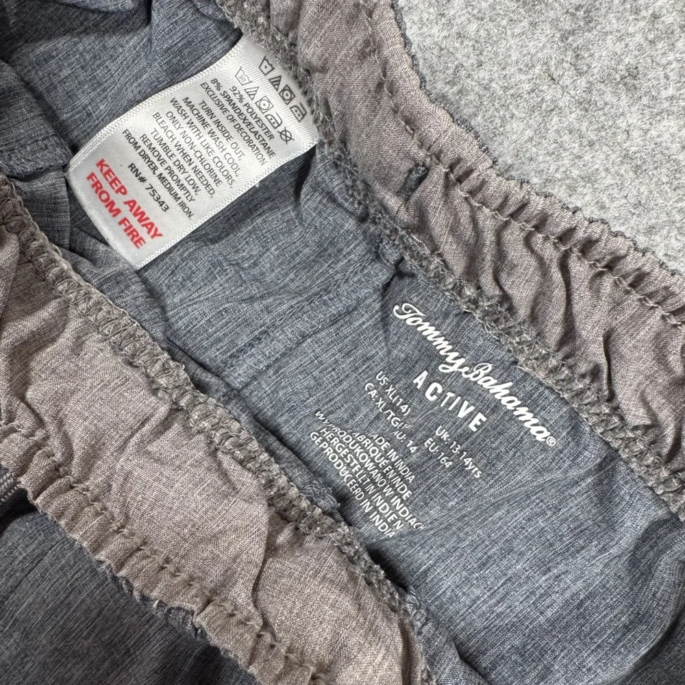 Tommy Bahama Active Shorts XL (14) Gray Heathered Drawstring Polyester Spandex